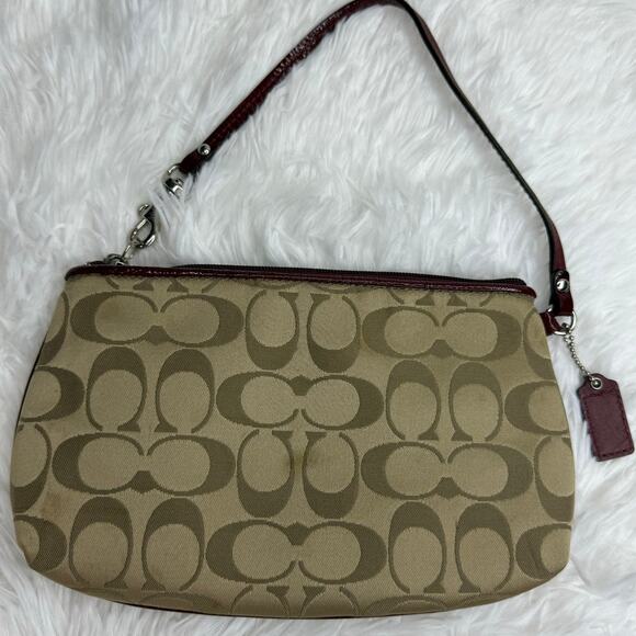 COACH y2k Brown Burgundy Signature Wristlet w/ Card Slots - Picture 2 of 9